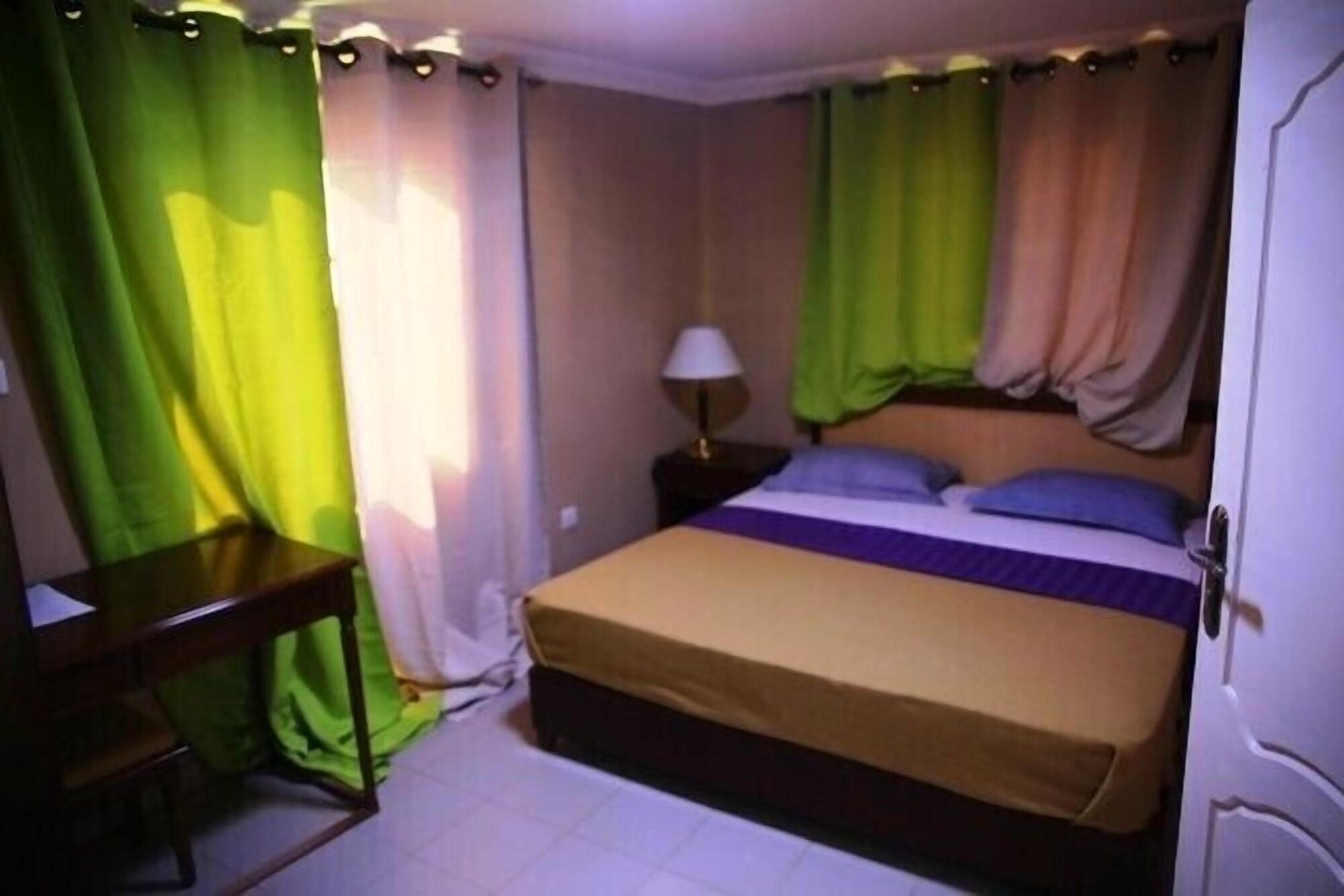 Mansea Beach Hotel Kololi Ngoại thất bức ảnh