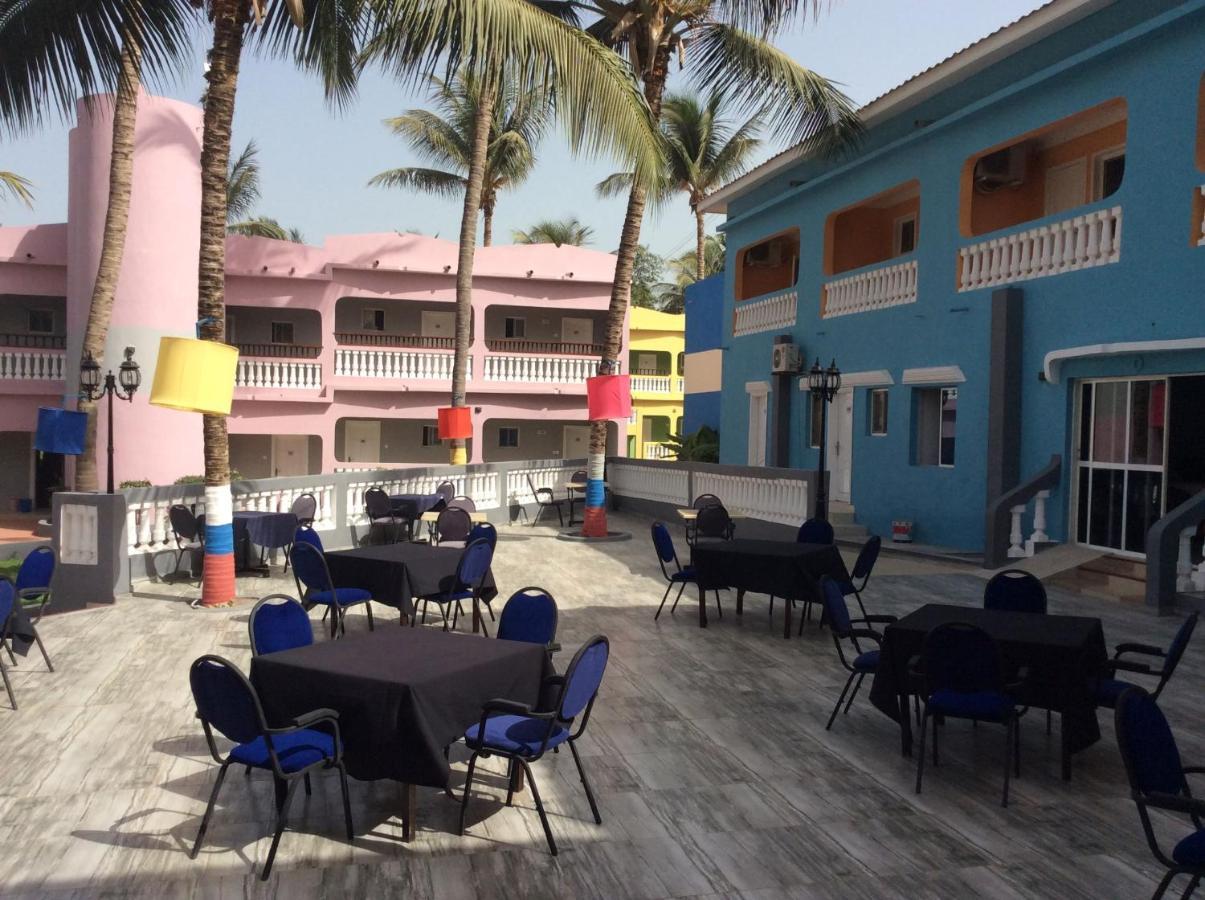 Mansea Beach Hotel Kololi Ngoại thất bức ảnh