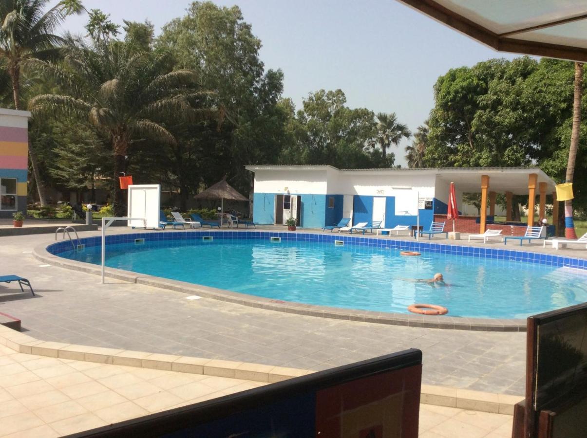 Mansea Beach Hotel Kololi Ngoại thất bức ảnh
